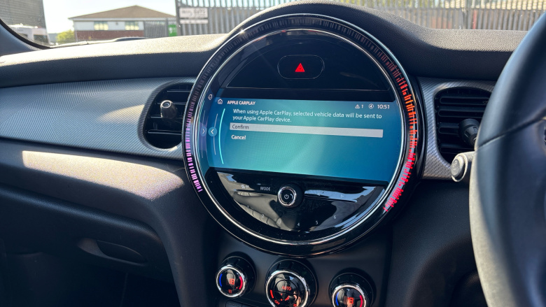 MINI Hatchback 1.5 Cooper Exclusive Premium 3dr Auto Petrol Hatchback